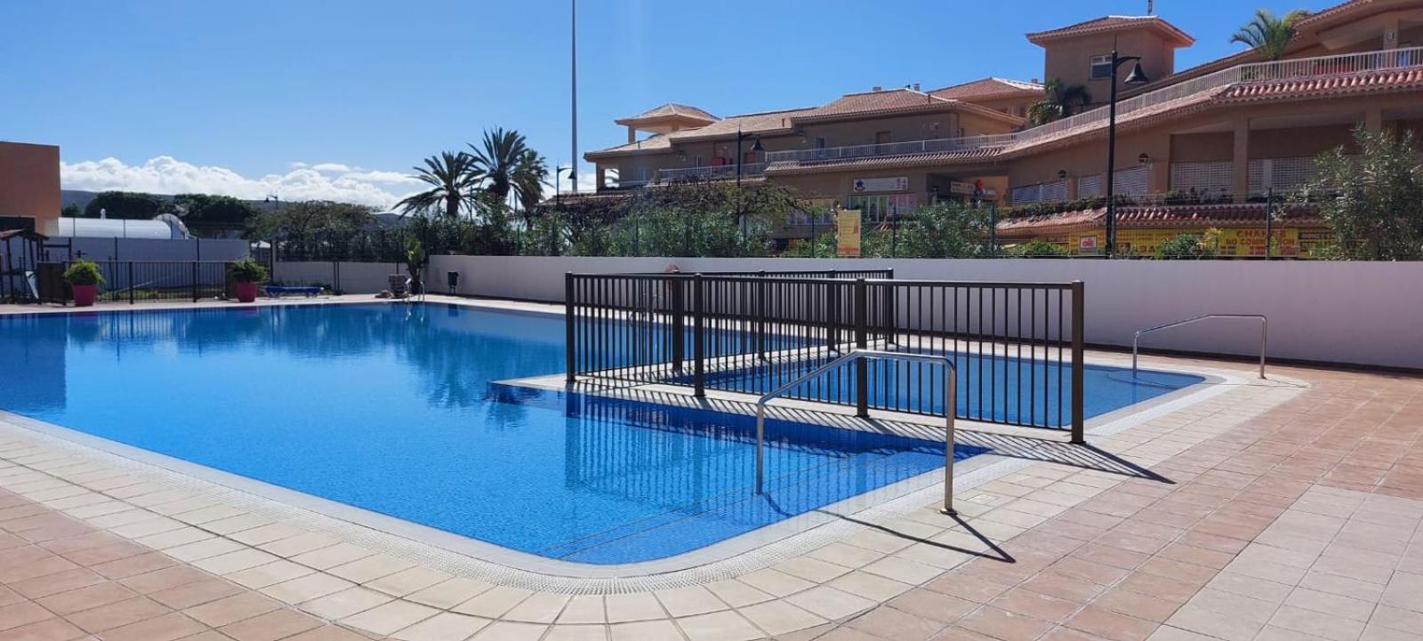 Firstline Apartment Los Cristianos Arona  Exterior foto